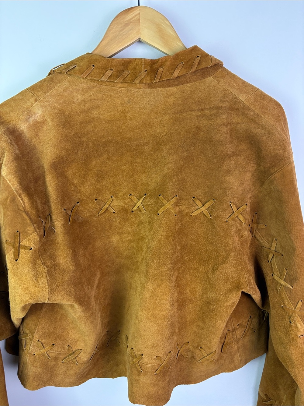 80s/90s Suede Cropped Jacket in Brown/Tan fits size L - Picture 7 of 7